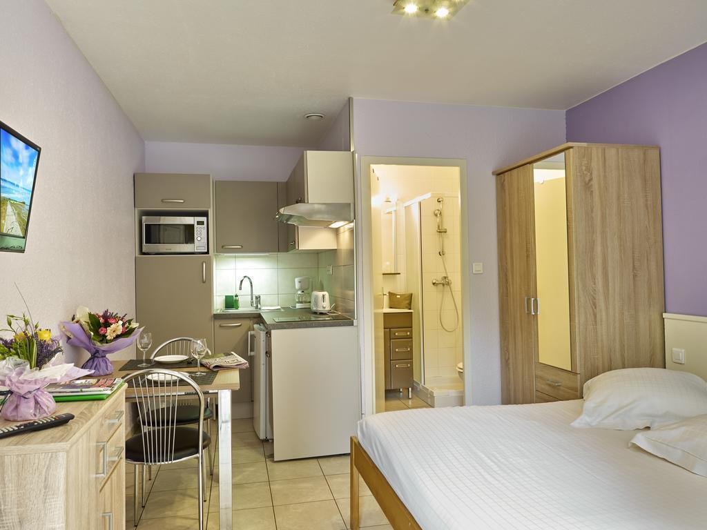 Small Studio Ground floor