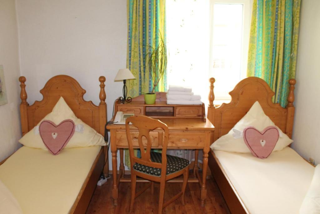 Standaard Kamer met 2 Bedden