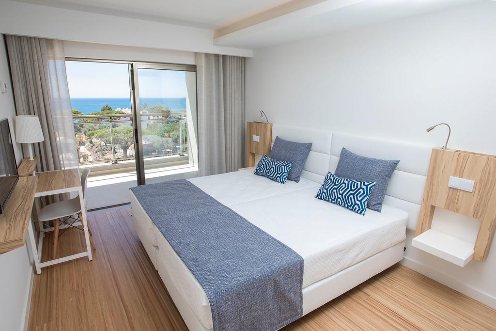 One-Bedroom Apartment Sea View Prestige