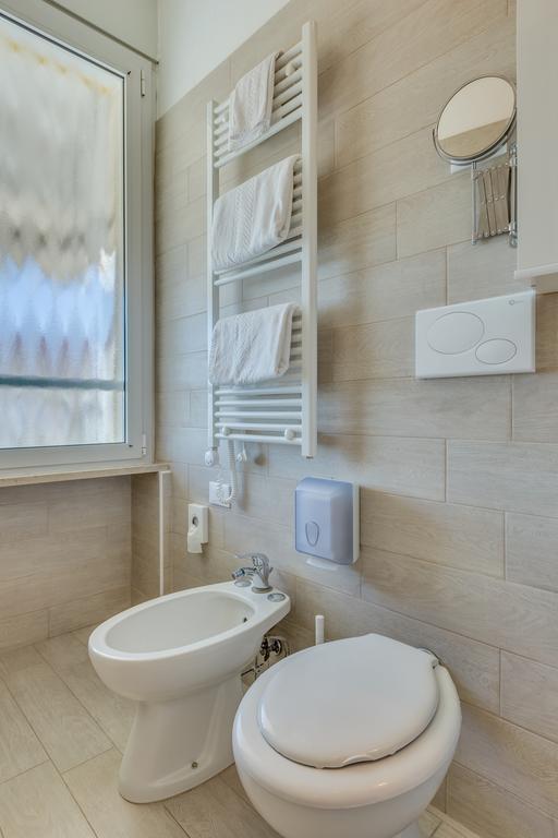 Family Room with Sea View (2 Adults + 1 Child),957674893:JPEG