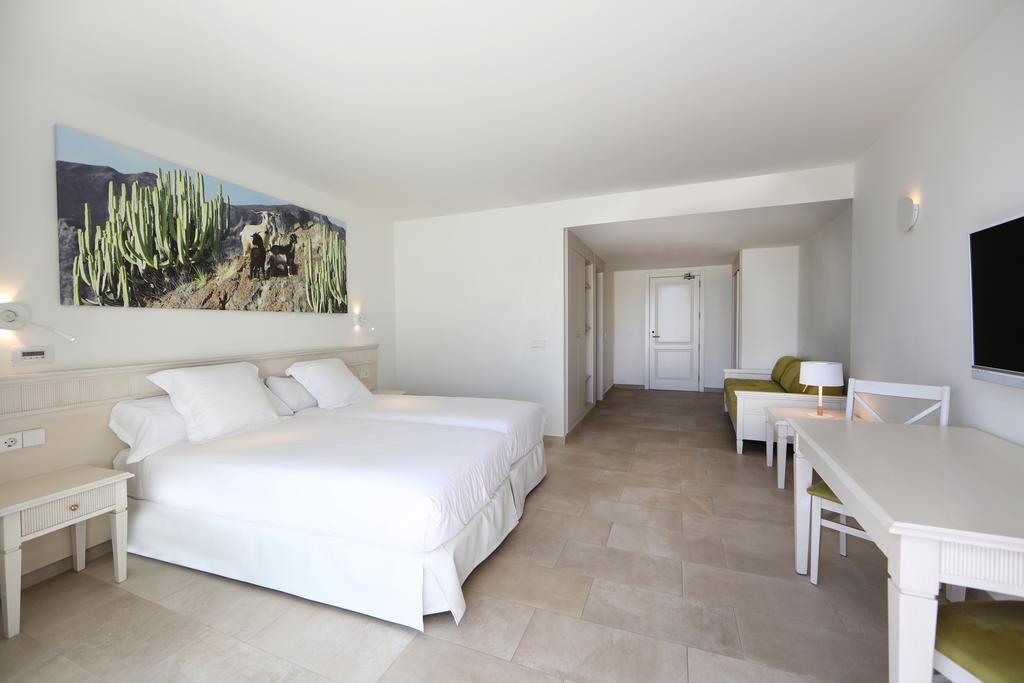 Twin Room,1580374255:JPEG
