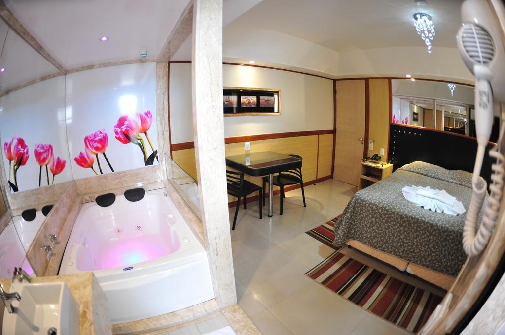 Premium Suite