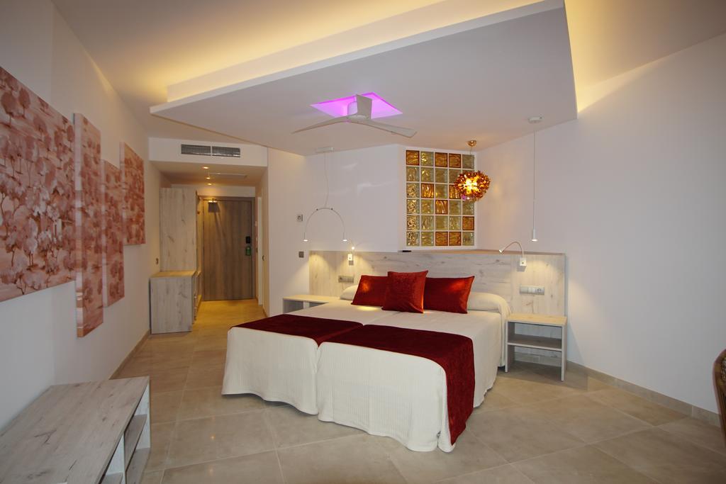 Superior Double Room Garden View