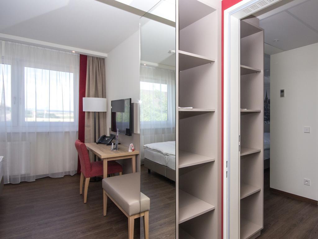 Comfort Double or Twin Room