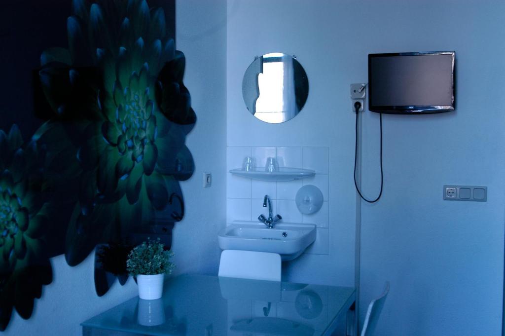 Habitación Doble con baño compartido - 2 camas
