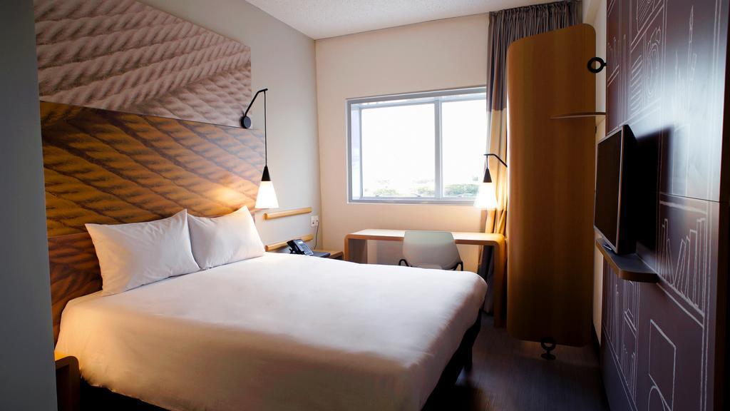 Quarto Duplo Standard