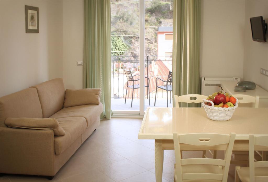 One-Bedroom Apartment Terrace