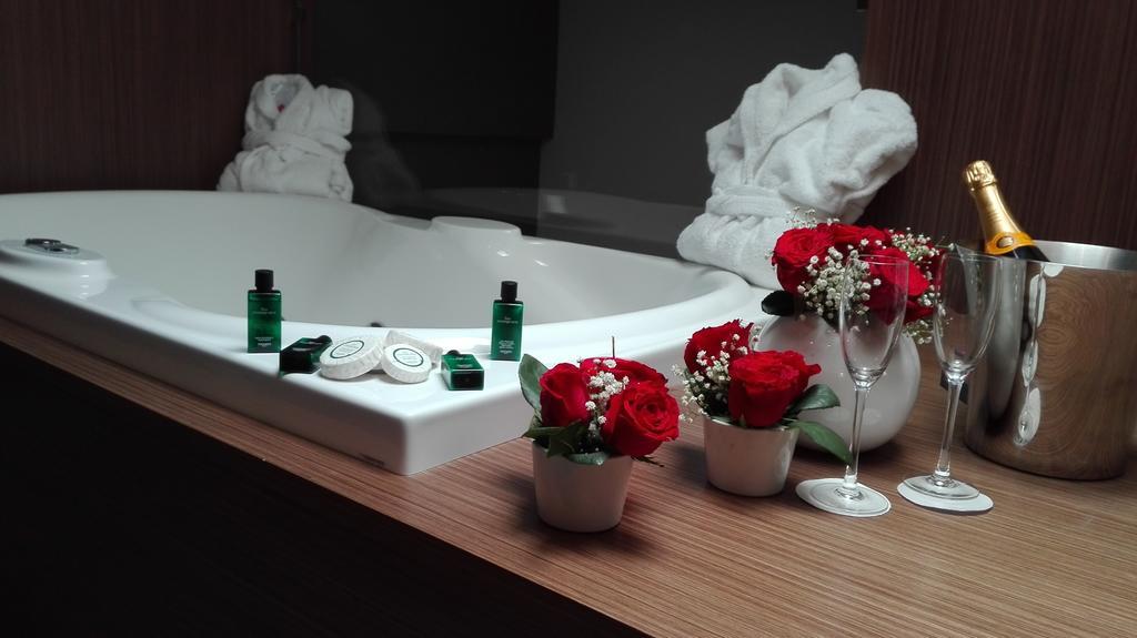 Junior Suite con Vasca Idromassaggio - Su 2 Livelli