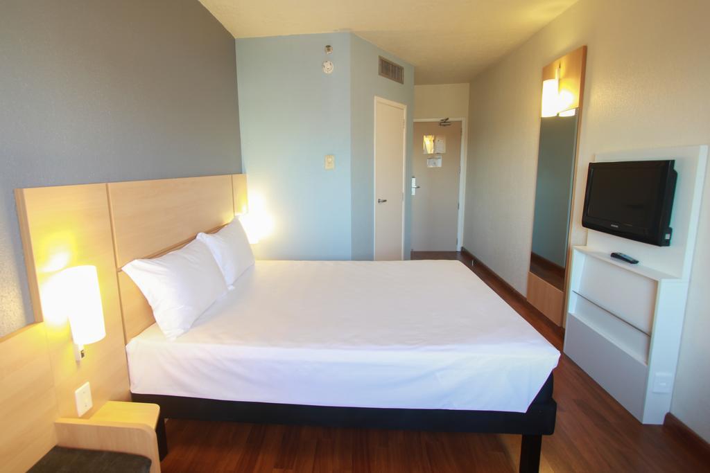 Standard Double Room,437687859:JPEG