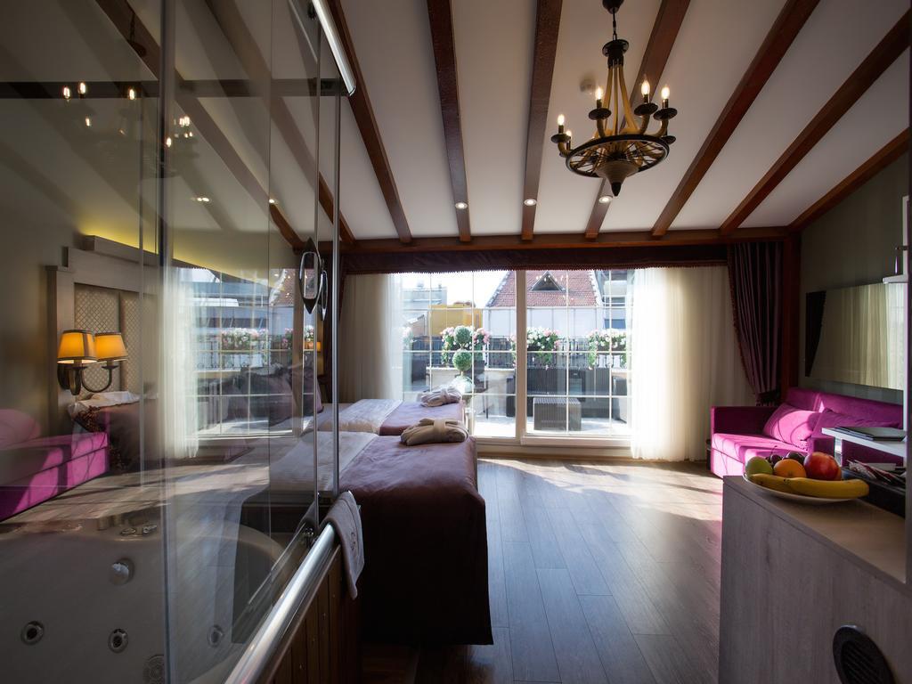 Executive Terrace Suite Jacuzzi