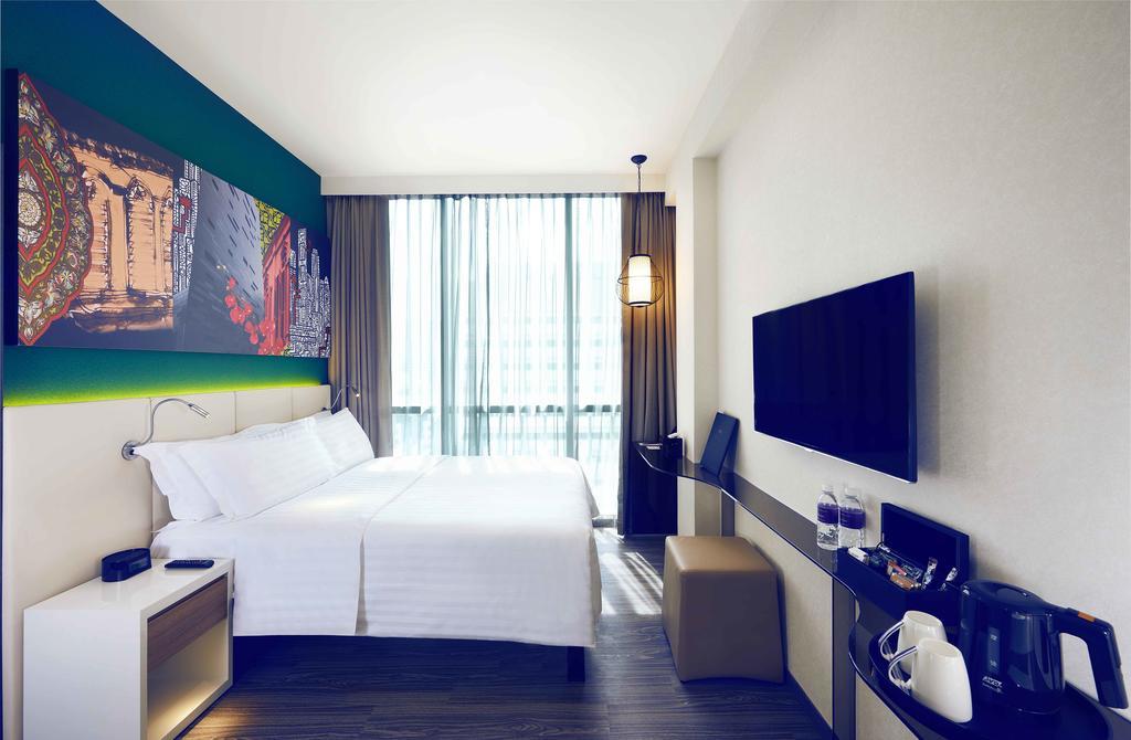 Signature Queen Room