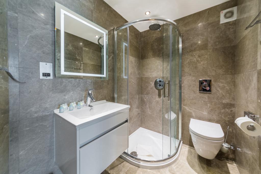 Triple Room,1215319402:JPEG