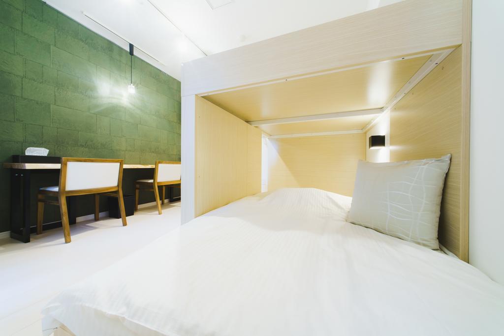 Quarto com 2 Camas de Solteiro - Beliche