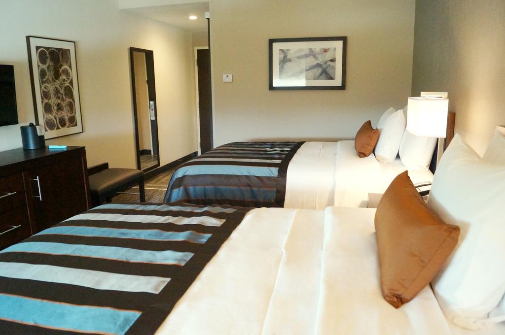 Queen Room with Two Queen Beds