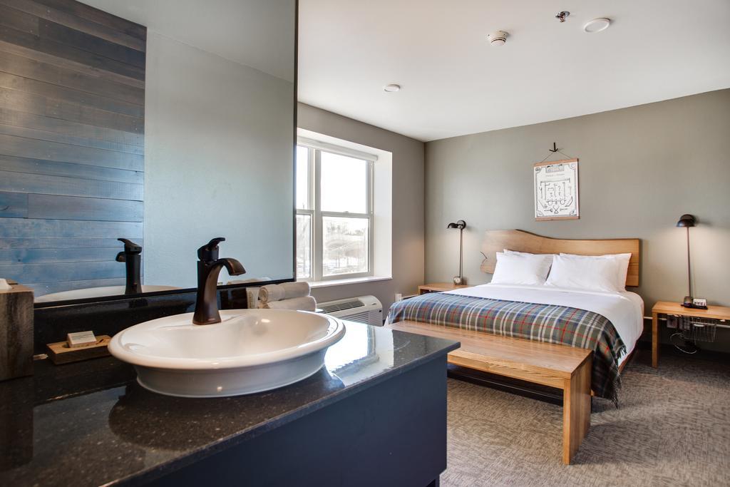 King Suite