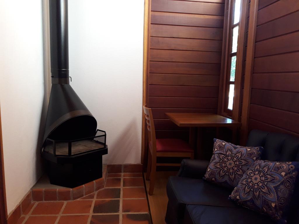 Deluxe Double or Twin Room Mountain View