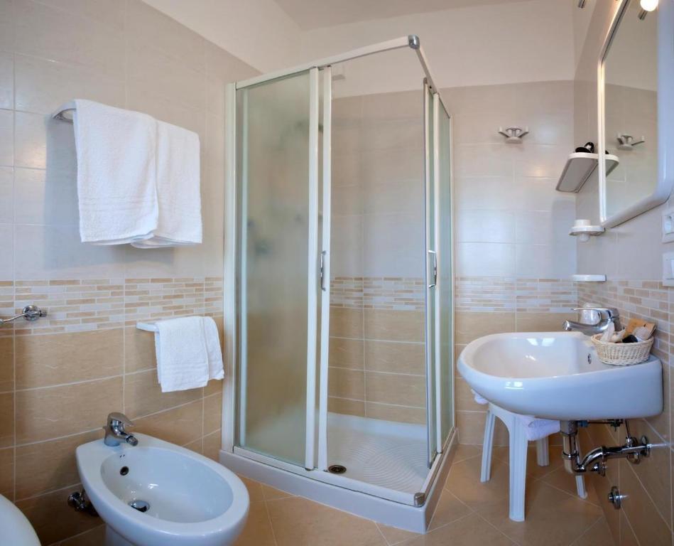 Double or Twin Room Balcony