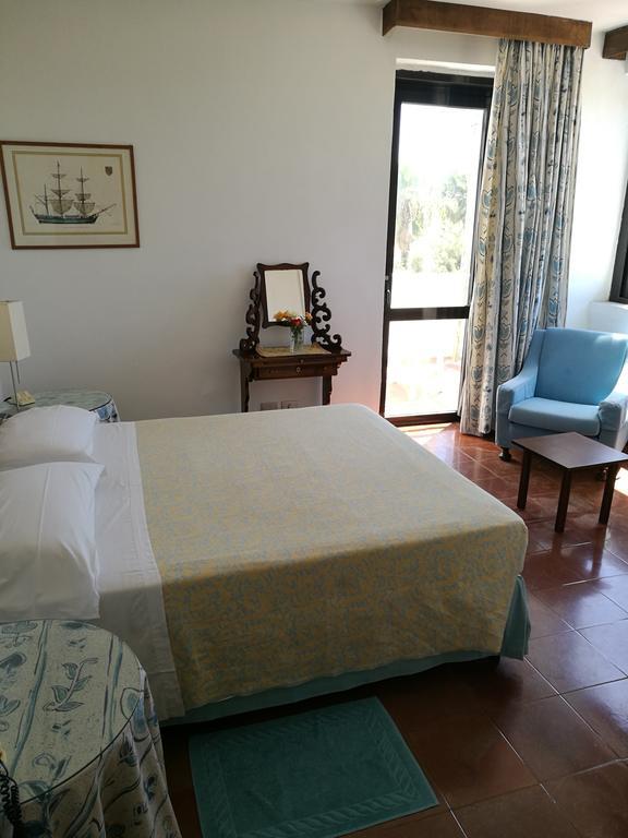 Deluxe Double Room Side Sea View
