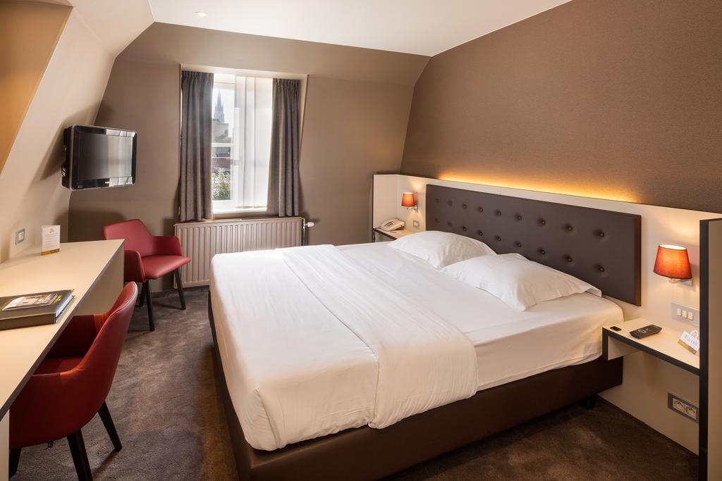 Double or Twin Room City View,1378934021:JPEG