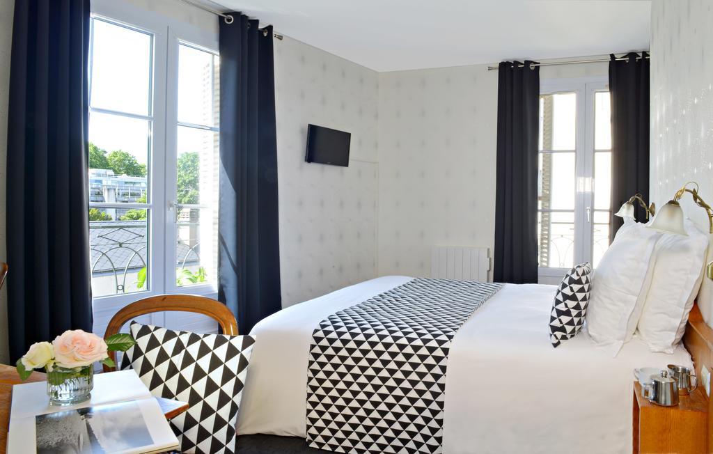 Double Room Bath