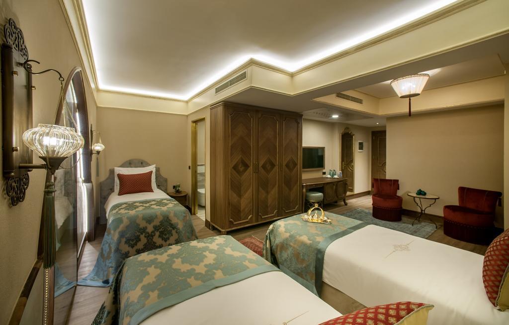 Deluxe Triple Room