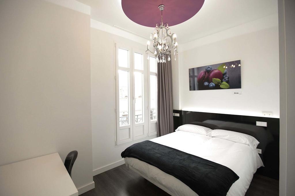 Double Room,1272605725:JPEG