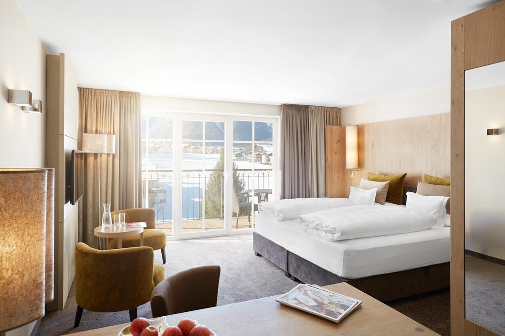 Superior Double Room Mountain View