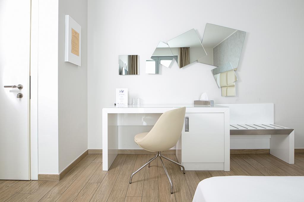 Double Room,1657165677:JPEG