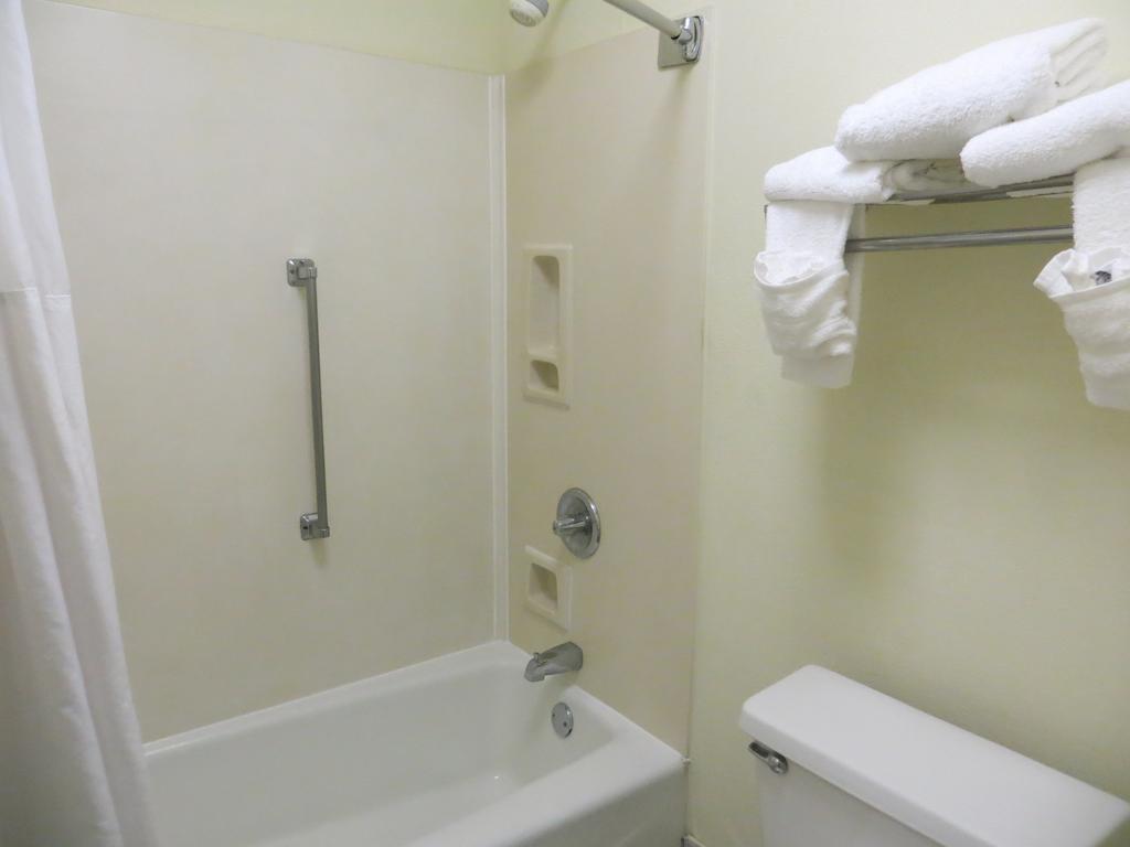 Deluxe Double Room with Two Double Beds - Non-Smoking