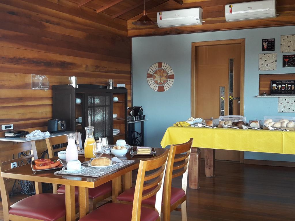 Deluxe Double or Twin Room Mountain View