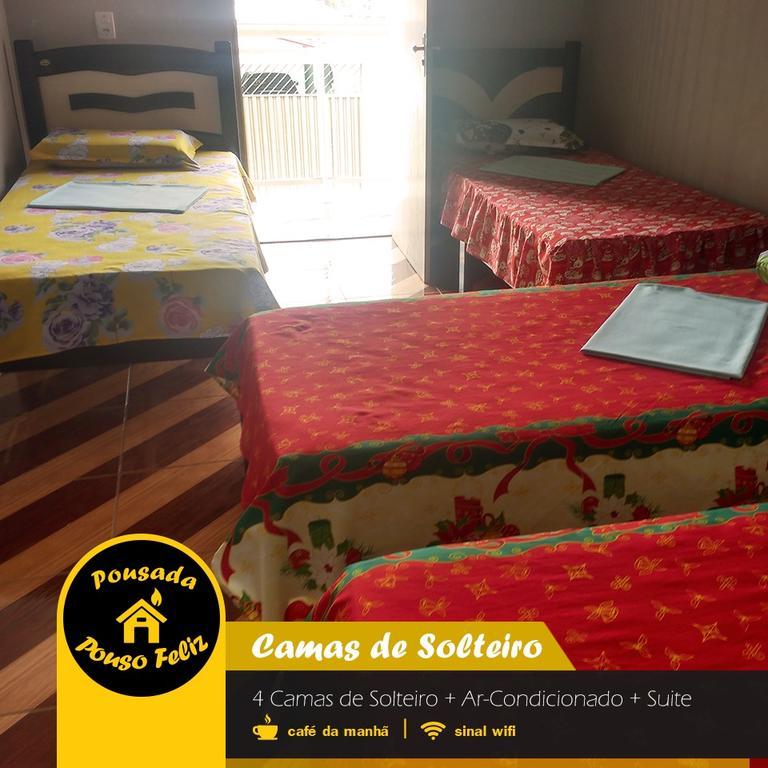 Quarto Quádruplo com 4 Camas de Solteiro