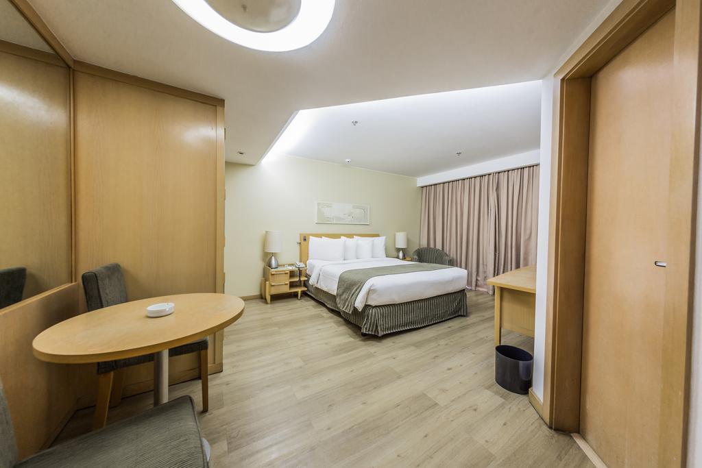 Luxury Single Room