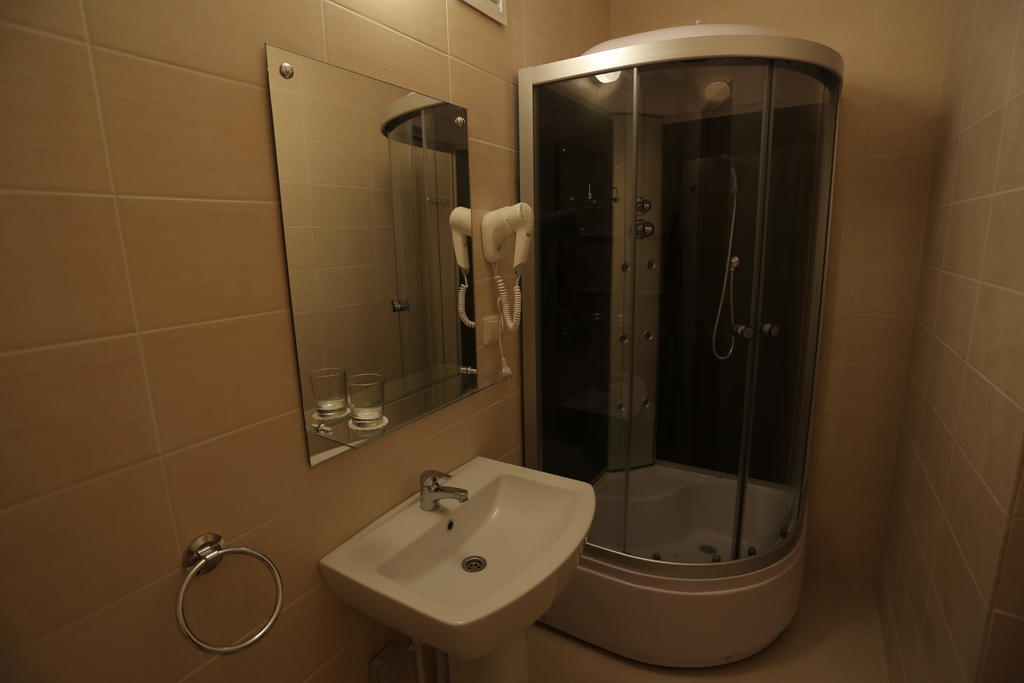 Standard Room J