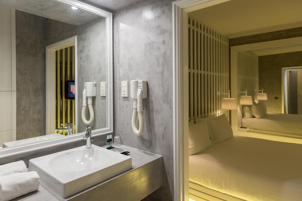 Standard Suite