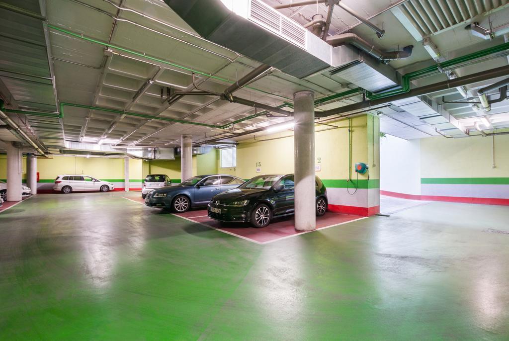 Quarto Individual com Estacionamento
