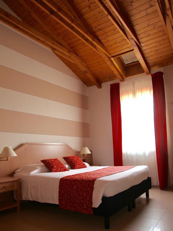 Economy Double or Twin Room