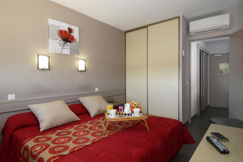 Double Room with Harbour View,464424903:JPEG