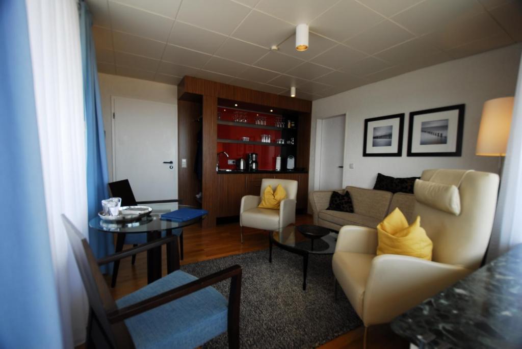 Suite Sea View Balcony 1