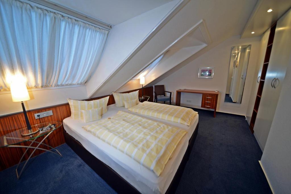 Apartment I
