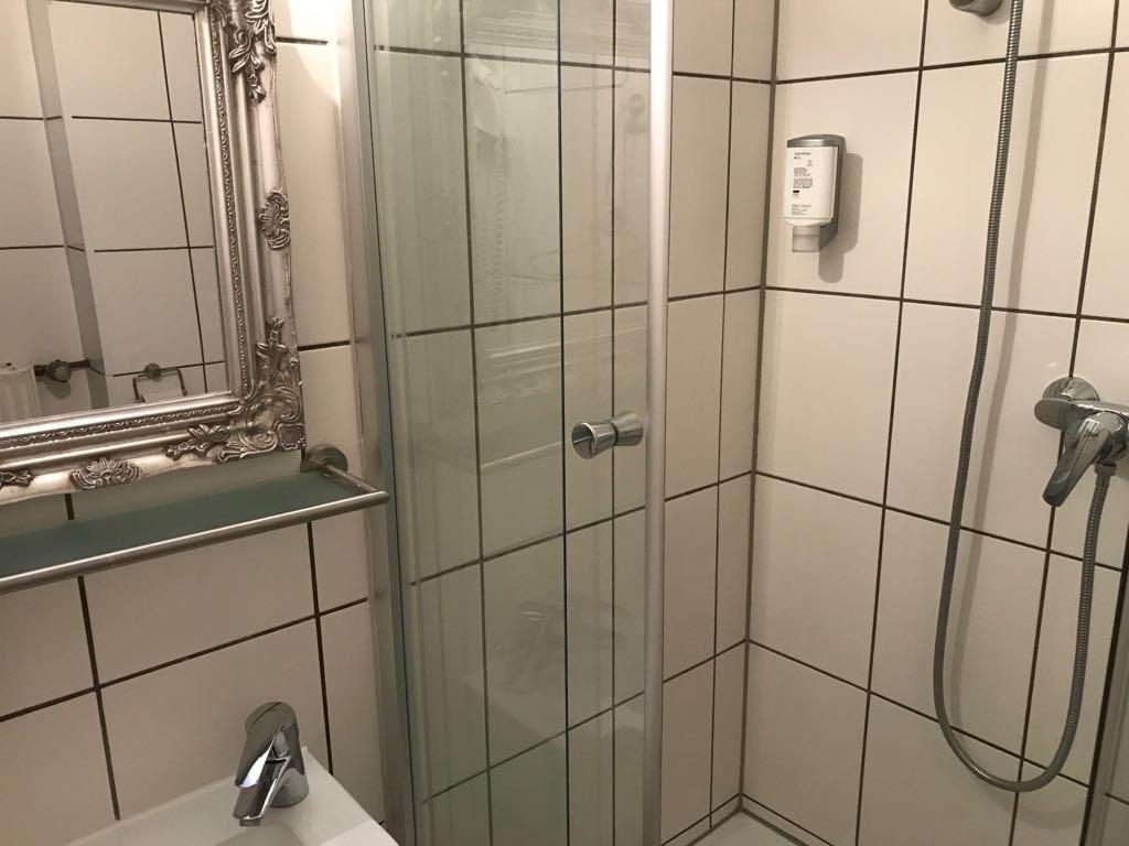 Familienzimmer mit Balkon