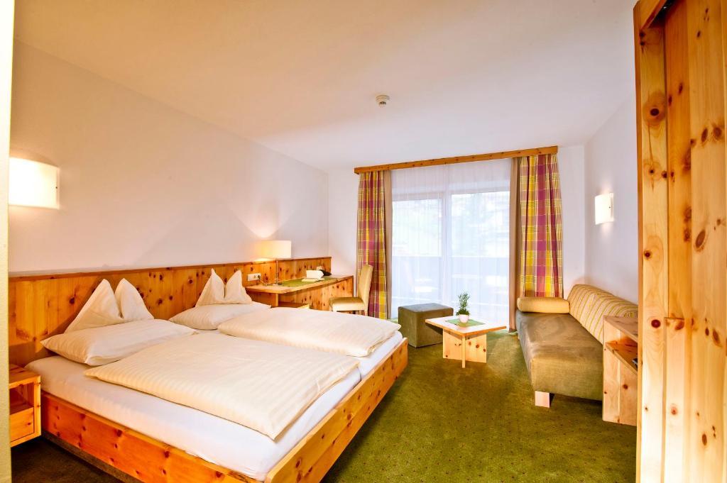 Superior Double Room Balcony