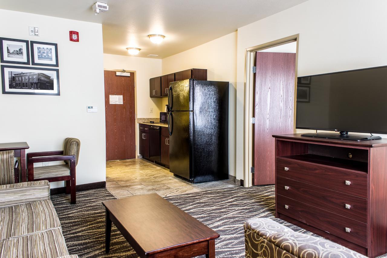 One-Bedroom Suite