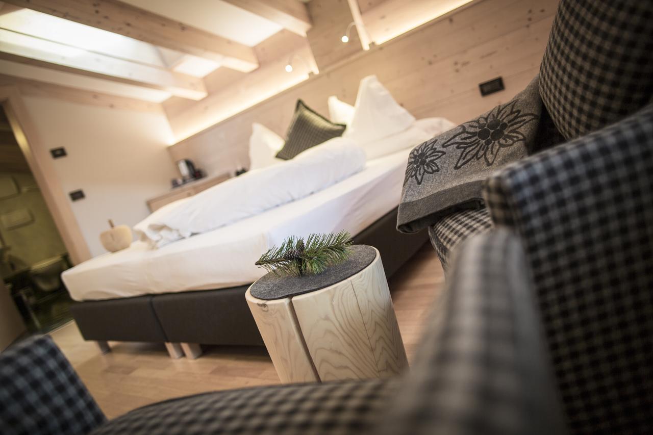 Single Room,506975229:JPEG