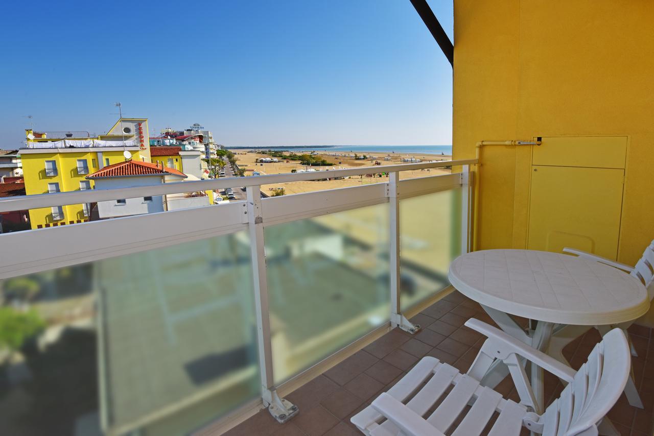 Studio Partial Sea View