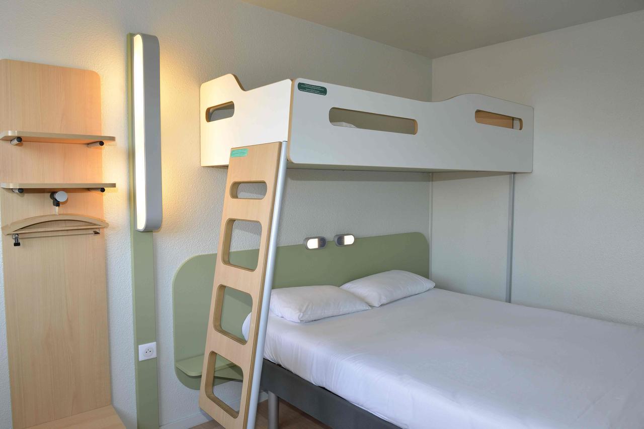 Standard Room One Double One Bunk Bed,507364248:JPEG