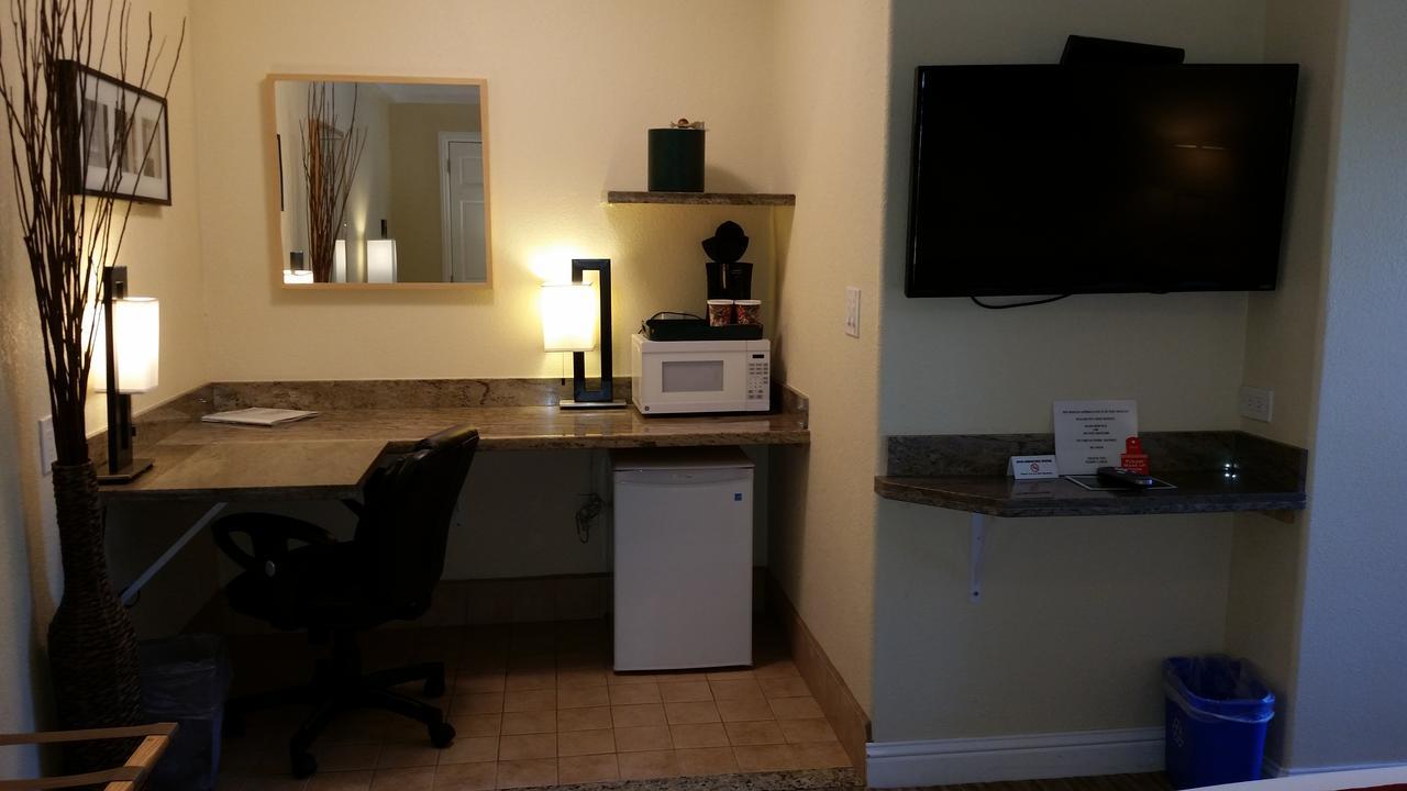 Queen Suite