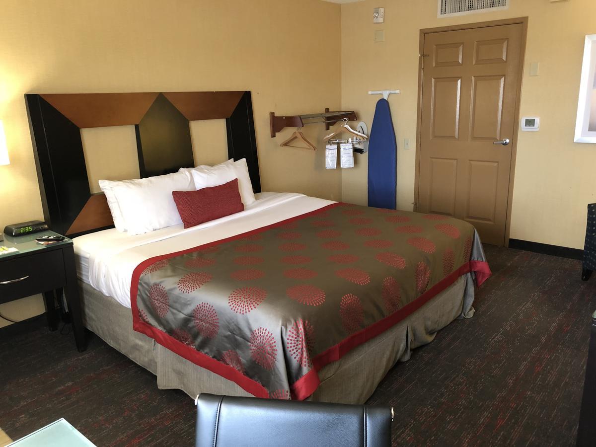 King Room Mobility or Hearing Impaired Access Non-Smoking