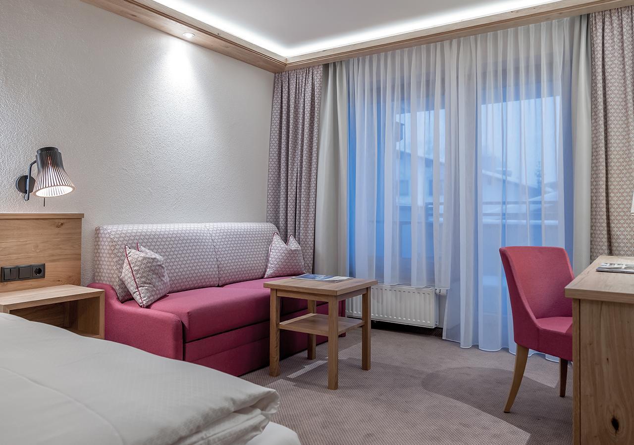 Superior Double Room with Balcony,509499288:JPEG