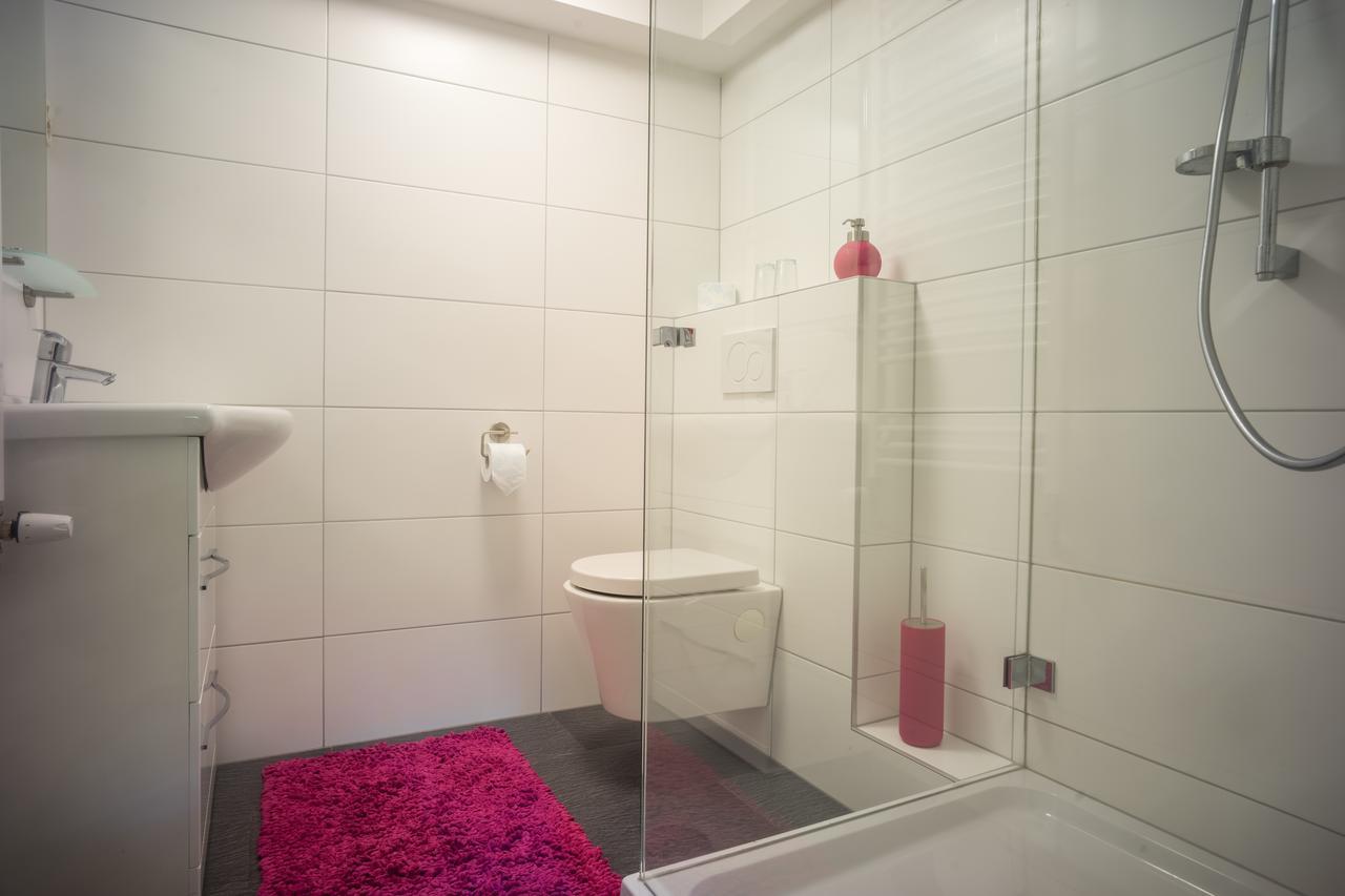Double Room Bathroom
