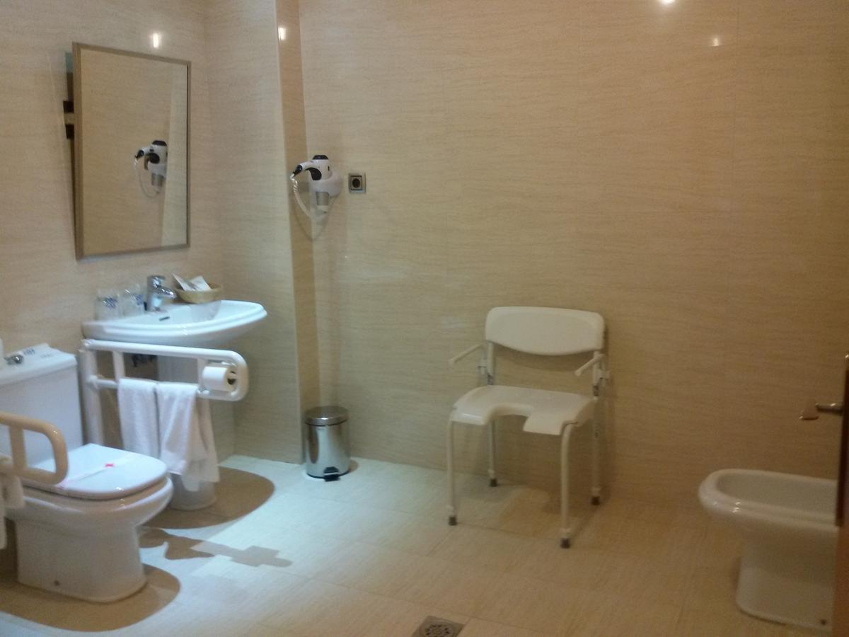 Twin Room Disability Access